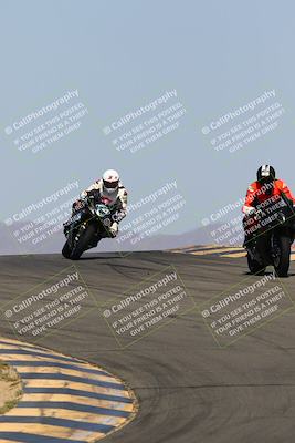 media/Mar-28-2022-Superbike Trackdays (Mon) [[b8603d0f67]]/Open Track Time/Turns 9 and 10/